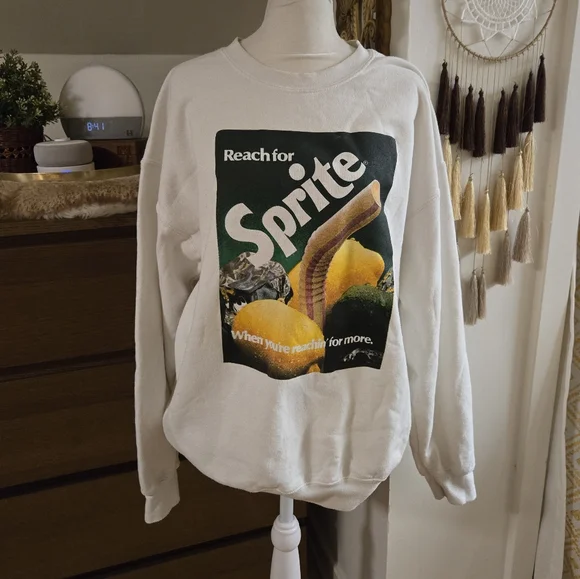 Coca-Cola vintage inspired Sprite crewneck sweatshirt - Picture 1 of 5